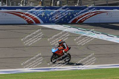 media/Aug-27-2022-Fastrack Riders (Sat) [[c588535105]]/Level 2/Session 1 Start Finish/